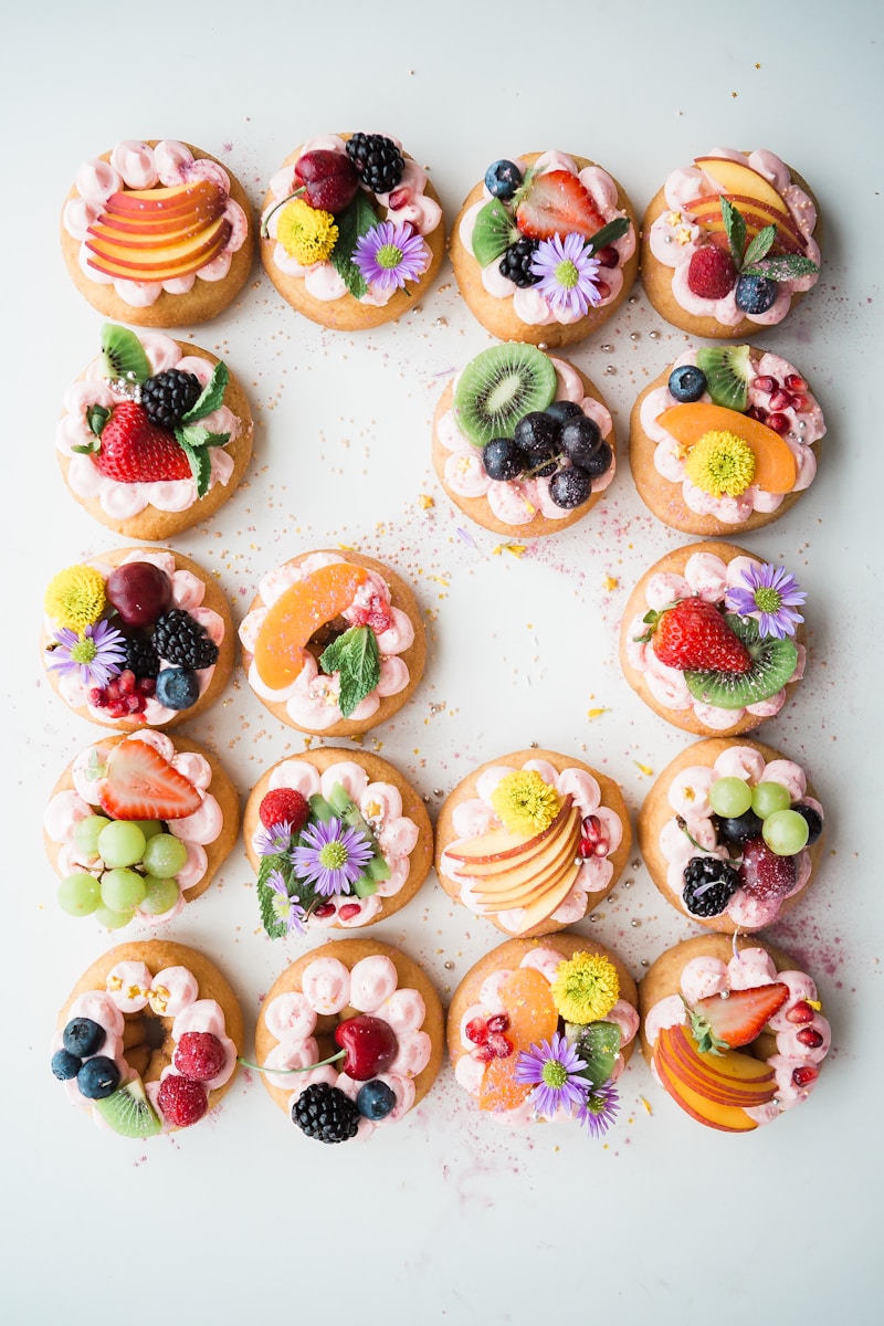 Berry tart with fresh fruits